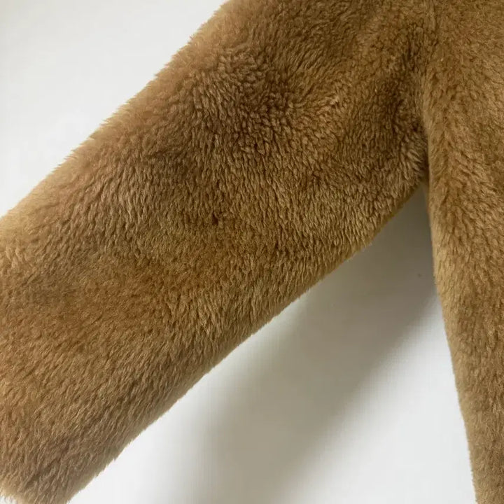 [SOLD OUT] 바이무드 자체제작 시어링 퍼코트