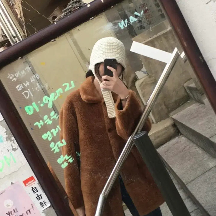 [SOLD OUT] 바이무드 자체제작 시어링 퍼코트