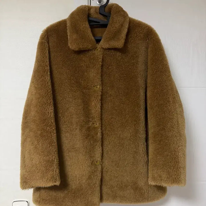 [SOLD OUT] 바이무드 자체제작 시어링 퍼코트