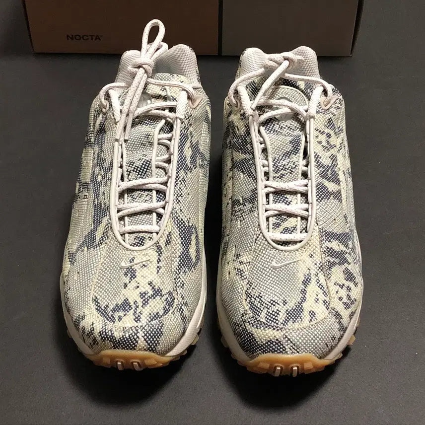 [BUNJANG] Nike Drake NOCTA Hot Step Air Terra Light Bone Sneakers / 나이키 X 드레이크 녹타 핫 스텝 에어 테라 라이트 본