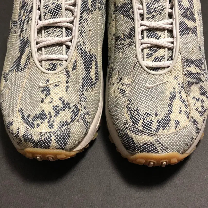 [BUNJANG] Nike Drake NOCTA Hot Step Air Terra Light Bone Sneakers / 나이키 X 드레이크 녹타 핫 스텝 에어 테라 라이트 본