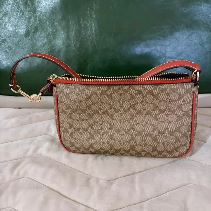 [BUNJANG] Coach Signature Mini Shoulder Crossbody Bag / 코치 시그니처 미니 숄더 크로스백