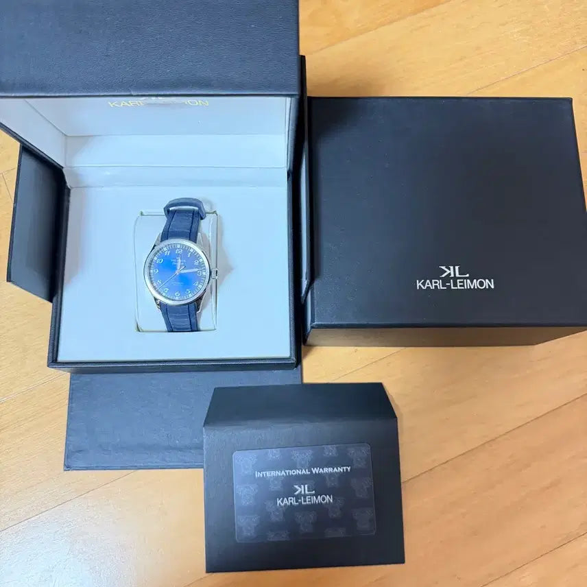 [BUNJANG] Kalaiman Classic Field Blue Watch / 칼레이먼 클래식필드 블루 새상품