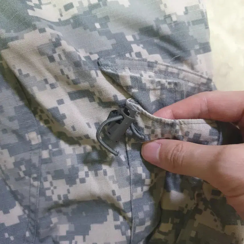 [BUNJANG] Military ACU Digital Camo Cargo Pants / 미군 ACU 디지털 카모 카고 바지 s-r