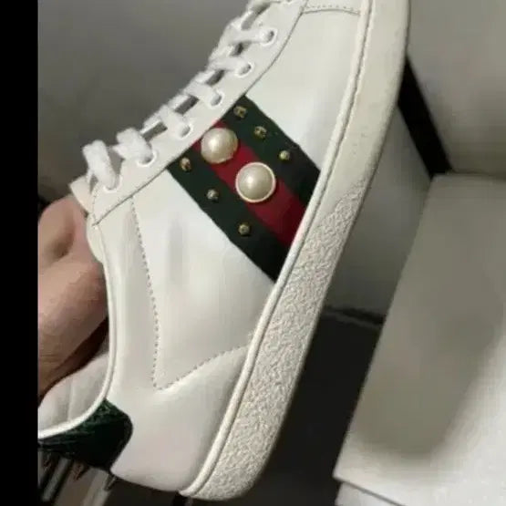 [BUNJANG] Gucci Ace Pearl Studded Sneakers / 구찌 진주 스터드 에이스 스니커즈