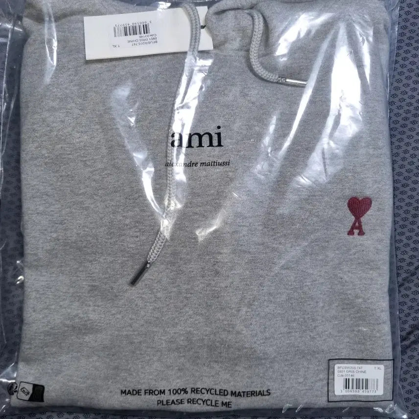 [BUNJANG] BTS Small Heart Logo Hoodie (Gray/Black) / 아미 스몰 하트 로고 후드티 그레이/블랙