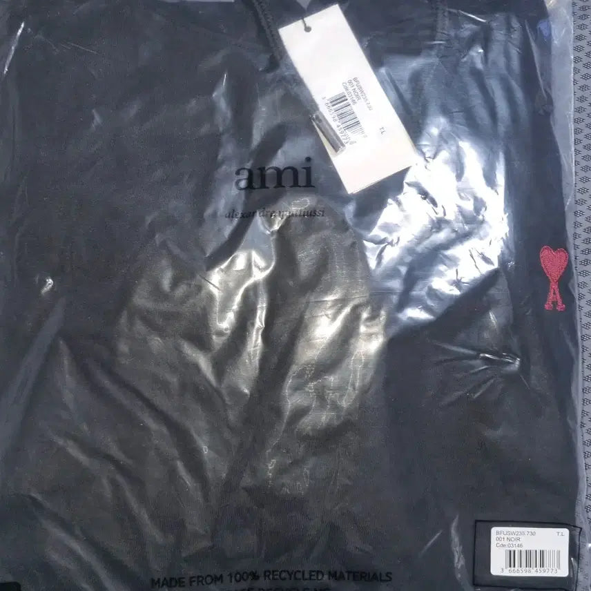 [BUNJANG] BTS Small Heart Logo Hoodie (Gray/Black) / 아미 스몰 하트 로고 후드티 그레이/블랙