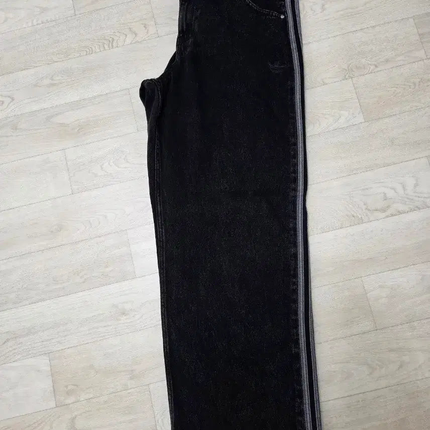 [BUNJANG] Adidas Firebird Denim Pants / 아디다스 파이어버드 데님 팬츠 팝니다