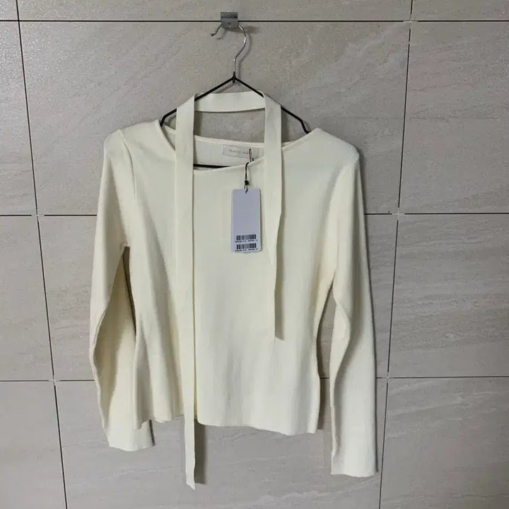 [BUNJANG] Plastic Island Tiny Knit Ivory S / (정가8만원) 플라스틱아일랜드 타이 니트 아이보리 S