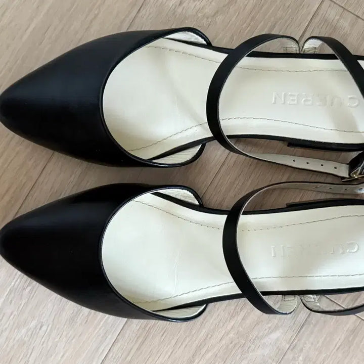 [BUNJANG] Cuerno Madrid 11 Black / 쿠에른 마드리드11 블랙