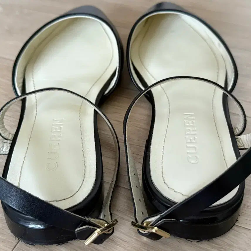 [BUNJANG] Cuerno Madrid 11 Black / 쿠에른 마드리드11 블랙