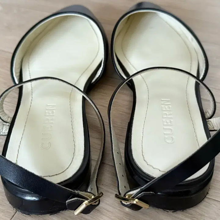 [BUNJANG] Cuerno Madrid 11 Black / 쿠에른 마드리드11 블랙