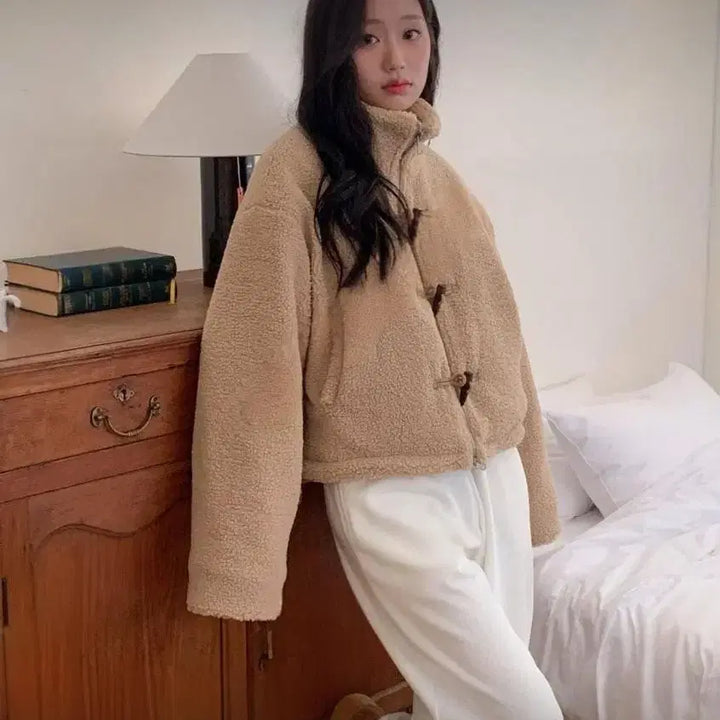 [BUNJANG] Women's Fleece Toggle Button Short Jacket / 여성 뽀글이 숏 떡볶이 단추 루즈핏 오버핏 후리스 플리스 점퍼 자켓