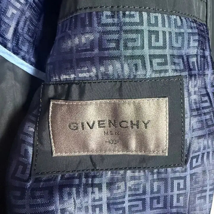 [BUNJANG] Givenchy Monogram Lined Black Half Mac Coat / [지방시] 올드머니 끝판왕 모노그램 안감 블랙 하프 맥코트 100(L)