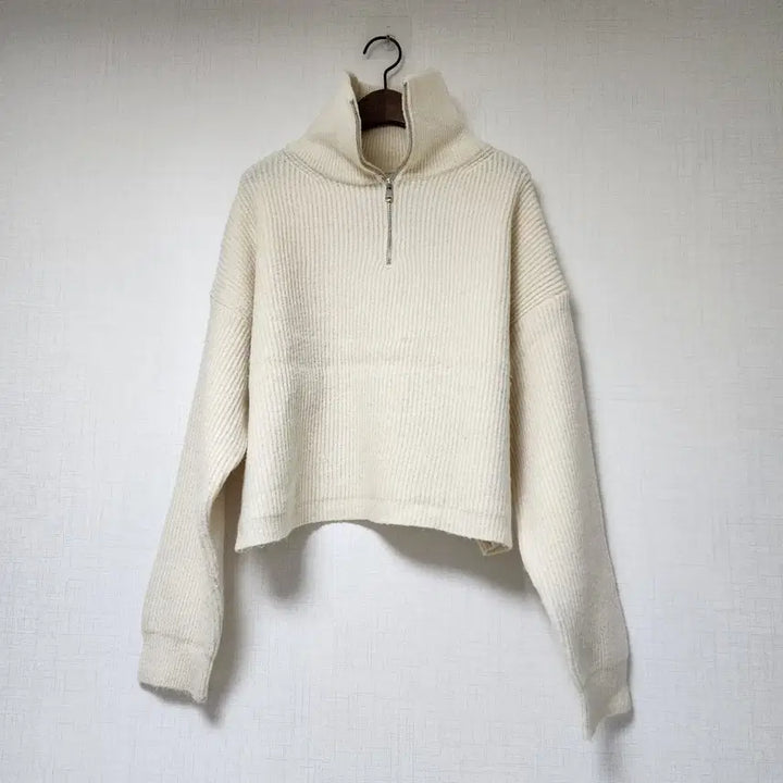 [BUNJANG] Half Neck Crop Knit / 아이보리 하프넥 크롭 니트 free