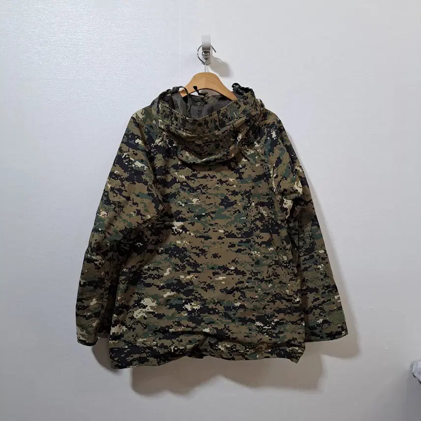 [BUNJANG] ECWCS Digitized Winter Parka / 프로퍼 미군 ECWCS 특전 디지트 동계 파카  M-R (c사41)