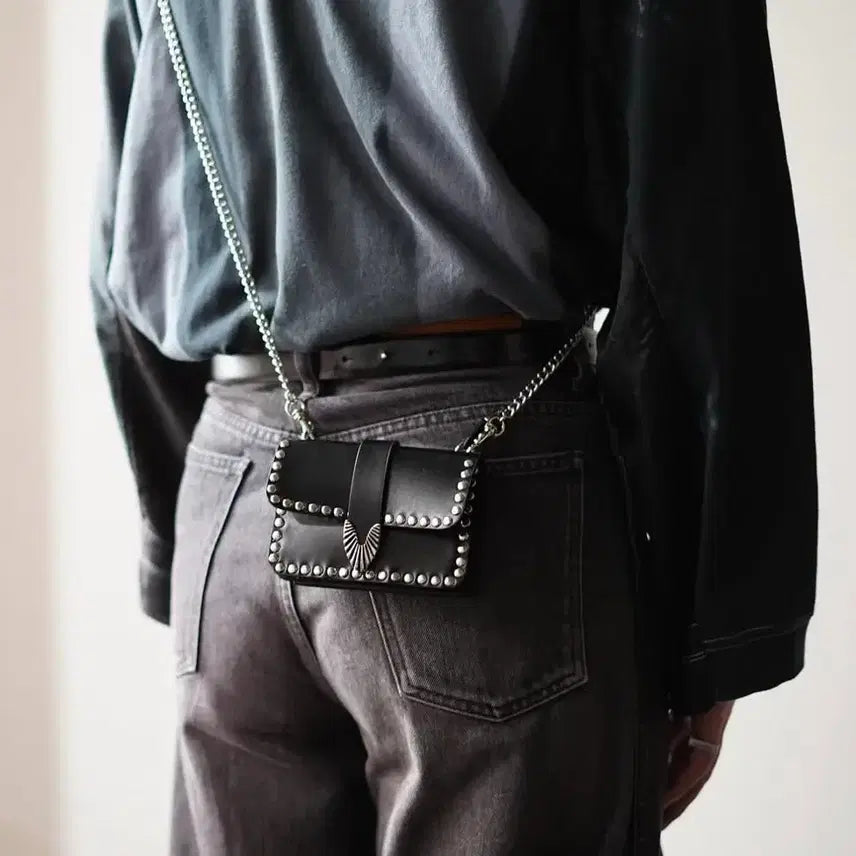 [BUNJANG] TOGA Studded Chain Wallet Mini Bag / TOGA 토가 지갑 스터드 체인 월렛 미니백