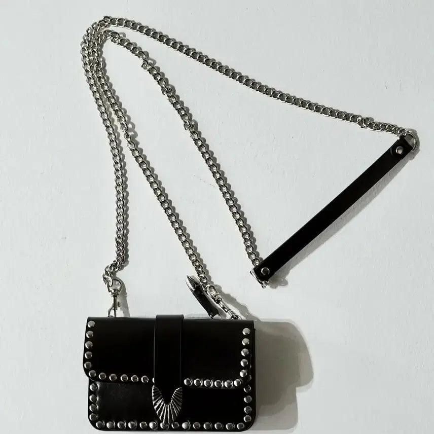 [BUNJANG] TOGA Studded Chain Wallet Mini Bag / TOGA 토가 지갑 스터드 체인 월렛 미니백