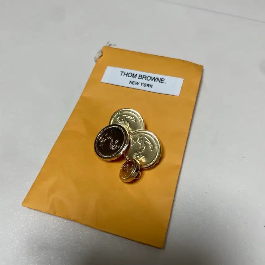 [BUNJANG] Thom Browne Milano Stitch Button / [ 여분단추 개별 판매 ] 톰브라운 밀라노스티치 단추