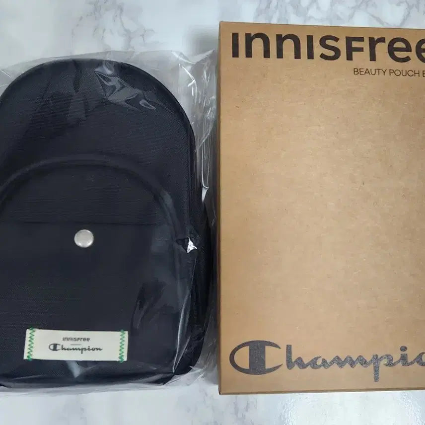 [BUNJANG] Champion 2-Way Backpack (Sealed) / (미개봉 한정판)이니스프리*챔피온2way백팩