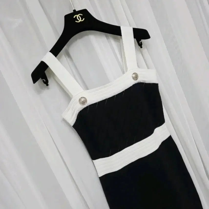 [BUNJANG] Women's Sleeveless Knit Dress / 44 55 배색 여성 민소매 니트 원피스 패션 데이트 데일리 캐주얼