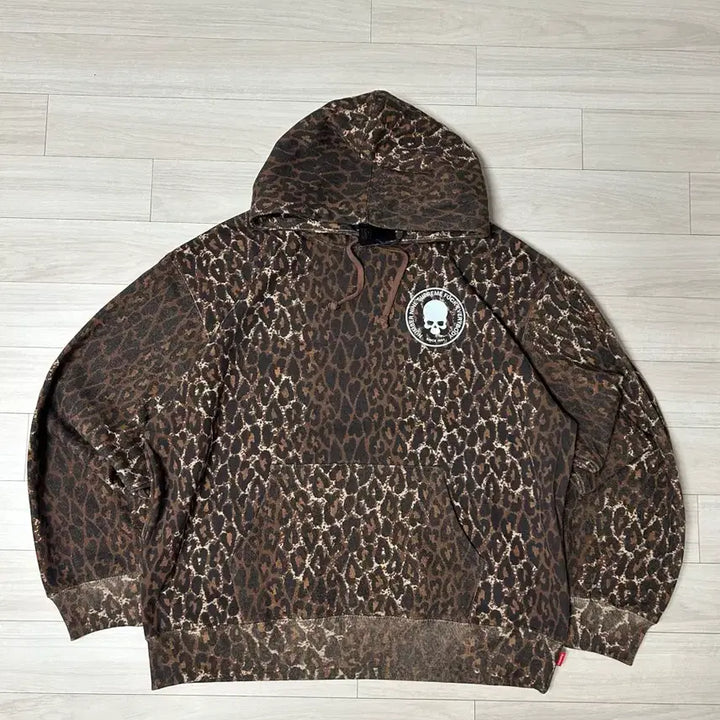 [BUNJANG] Supreme Number (N)ine Leopard Patch Hoodie / (L) 슈프림x넘버나인 후드 - 25fw