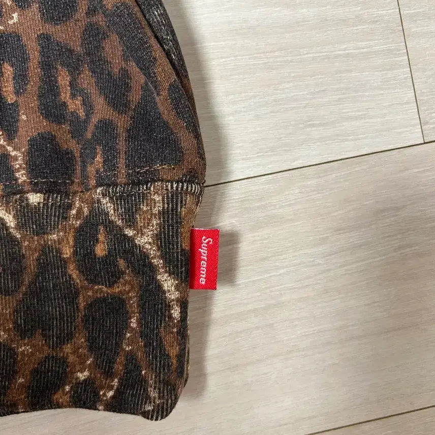 [BUNJANG] Supreme Number (N)ine Leopard Patch Hoodie / (L) 슈프림x넘버나인 후드 - 25fw