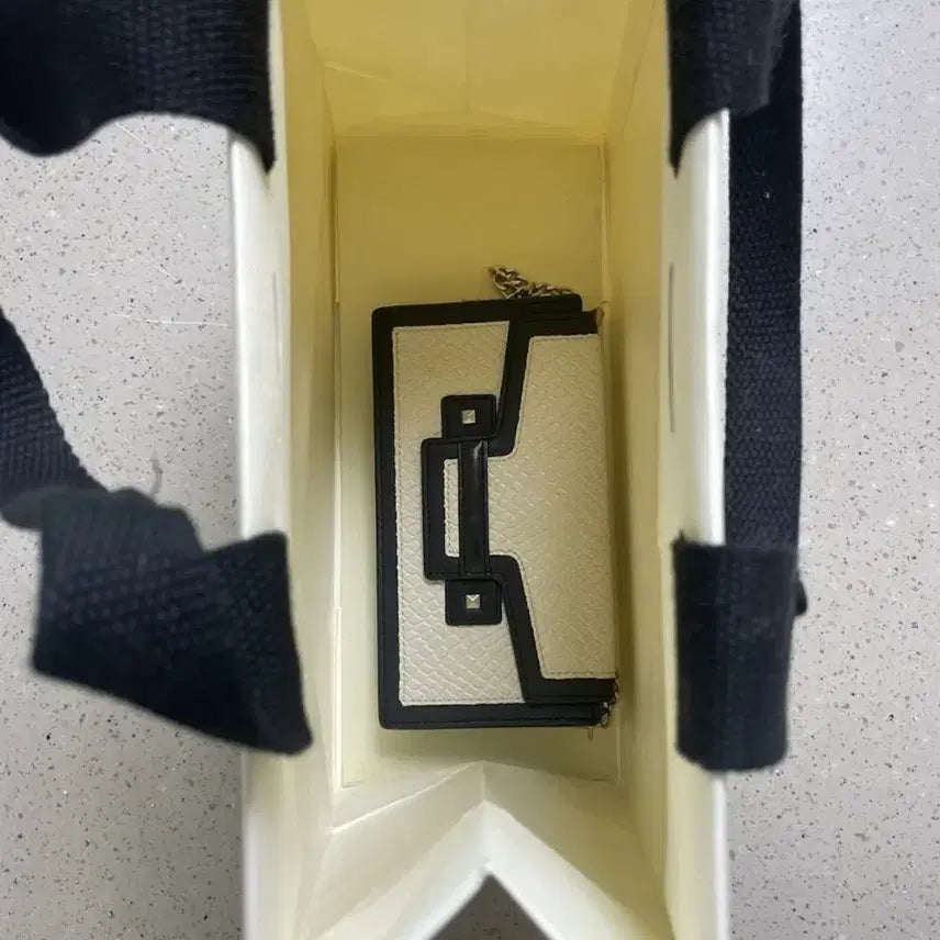 [BUNJANG] DECKE Leslie Long Wallet/Clutch / 덱케 레슬리 장지갑 /클러치