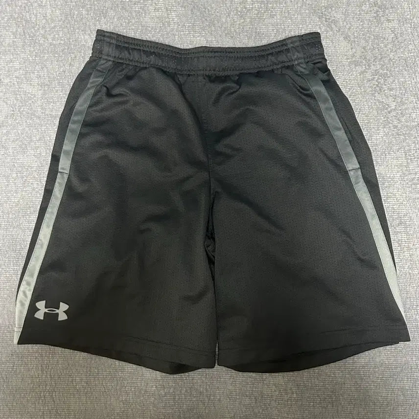 [SOLD OUT] [L] 언더아머 매쉬 쇼츠 반바지