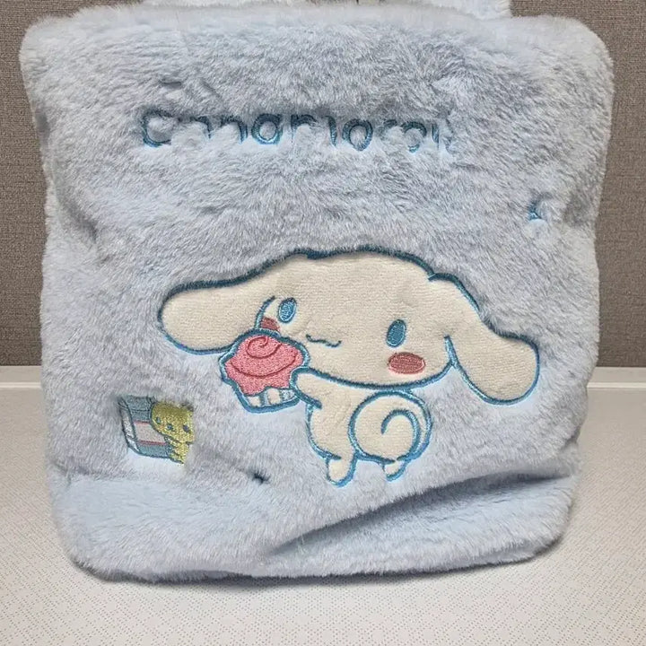 [BUNJANG] Sanrio Cinnamoroll Fur Tote Bag / 산리오 시나모롤 털 토트백 (새상품)