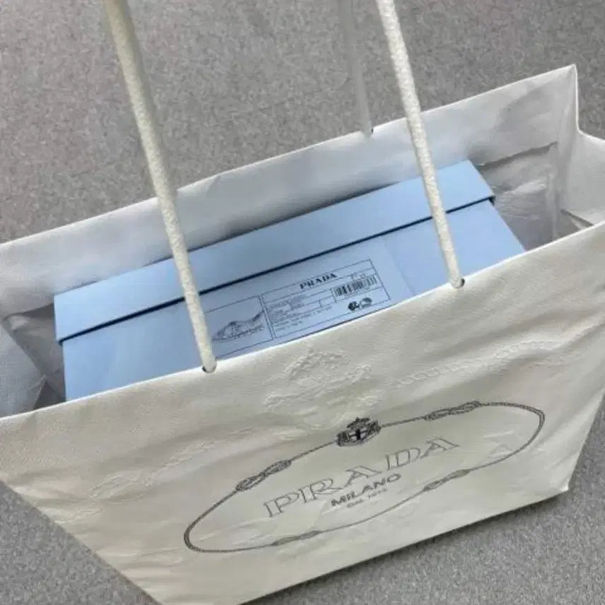 [SOLD OUT] (정품) 프라다 패딩 슈즈 라일론 슈즈