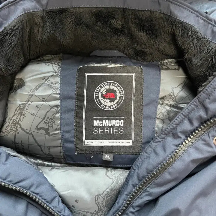 [BUNJANG] The North Face McMurdo Patch Navy Down Jacket / 노스페이스 맥머도 패치 블랙
