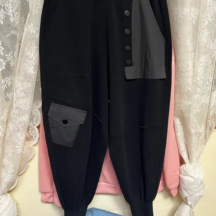 [BUNJANG] Black Knit Color Block Jogger Pants / 블랙 니트 배색 조거 팬츠