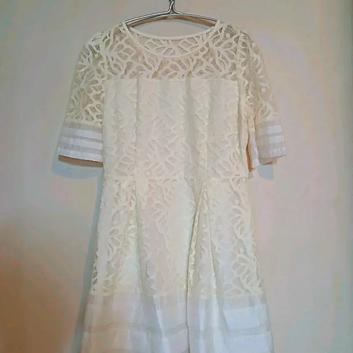 [BUNJANG] Lace Midi Dress / 셀프 웨딩 하객룩 레이스 드레스 홀복 체크 자카드 정장 원피스 데이트룩