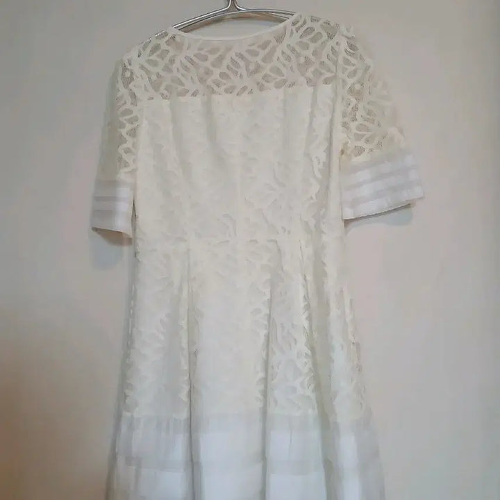 [BUNJANG] Lace Midi Dress / 셀프 웨딩 하객룩 레이스 드레스 홀복 체크 자카드 정장 원피스 데이트룩