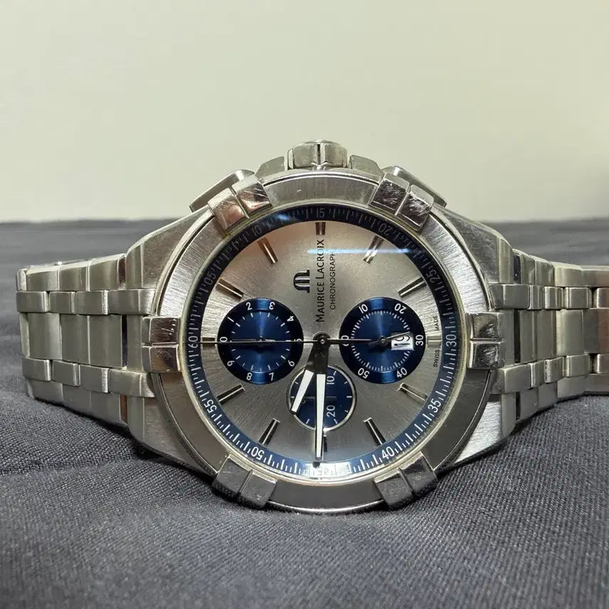 [BUNJANG] Maurice Lacroix AIKON Chronograph Quartz Watch / 모리스 라크로아 아이콘 크로노그래프 쿼츠 모델 판매합니다 실착 사진 추가