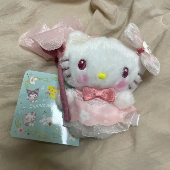 [BUNJANG] Hello Kitty Keychain / (택 O) 헬로키티 키링