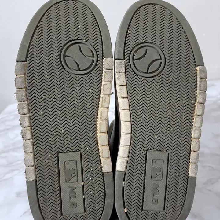 [BUNJANG] MLB Yankees Mid-Top Women's Sneakers / MLB 양키즈 미드탑 여성 운동화 250 (신1014)