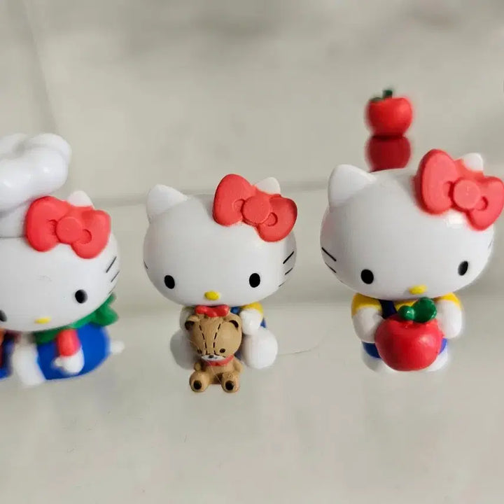 [BUNJANG] Hello Kitty Apple Cafe Figure Bundle Set / 헬로키티  아임헬로키티 애플카페 피규어4종일괄
