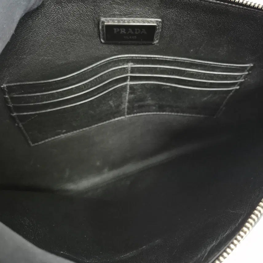 [BUNJANG] Prada Saffiano Triangle Logo Clutch Bag (2NH001) / [100% 정품] 프라다 사피아노 삼각로고 클러치백 블랙 (2NH001)