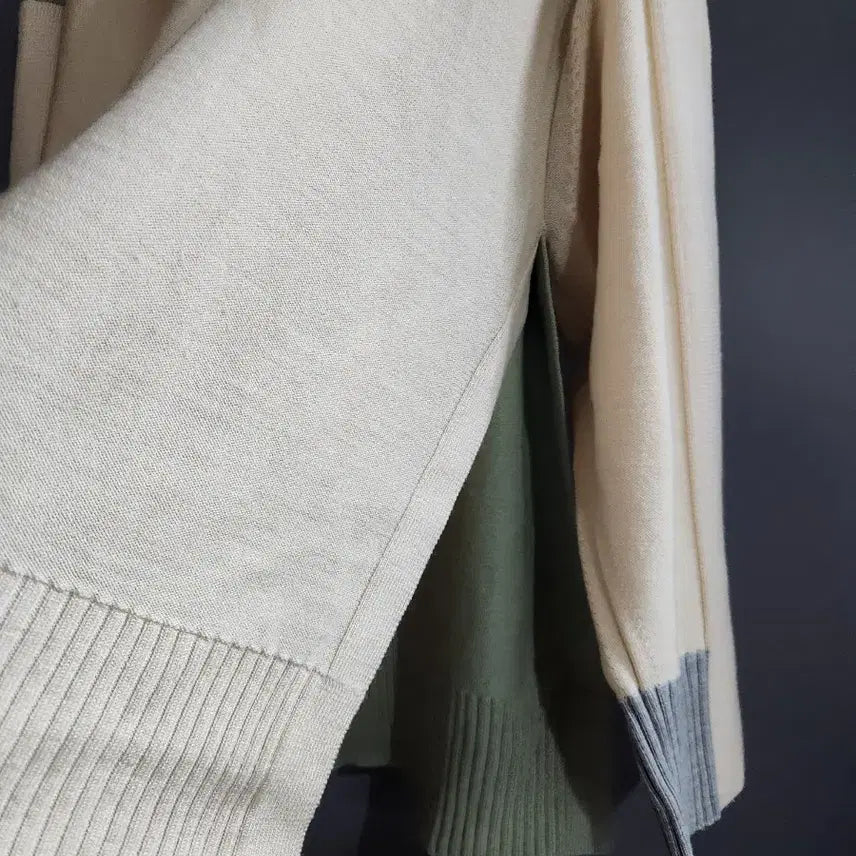 [BUNJANG] COS Turtleneck Knit Sweater / 코스 터틀넥 니트 그린/아이보리