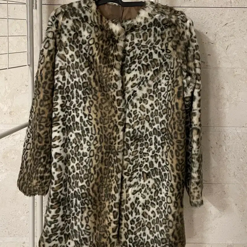 [BUNJANG] ZARA Leopard Fur Coat Jacket / 자라 레오파드 퍼 코트 재킷