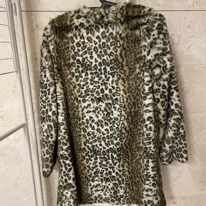 [BUNJANG] ZARA Leopard Fur Coat Jacket / 자라 레오파드 퍼 코트 재킷
