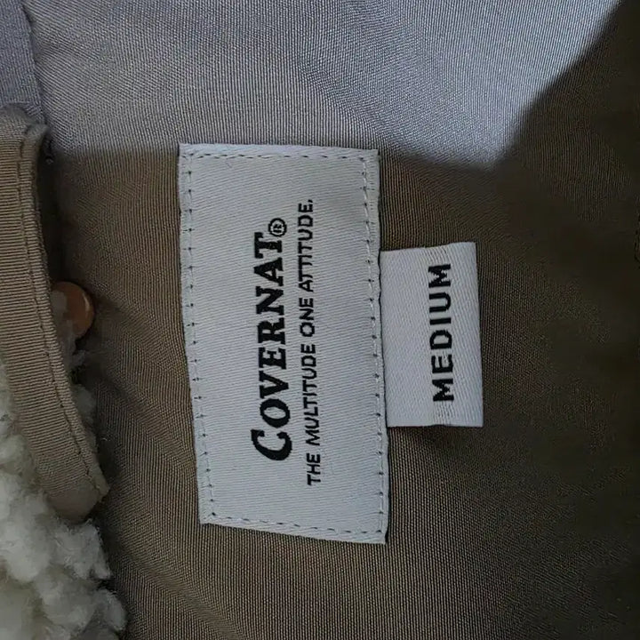 [BUNJANG] Covernat Beige Fleece Collar Coach Jacket / 커버낫 뽀글이 카라 코치 자켓 베이지