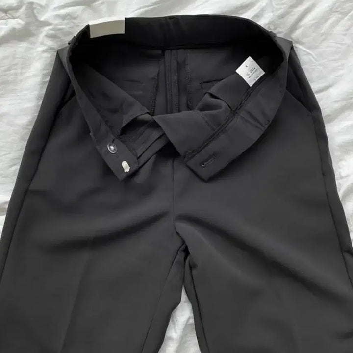 [BUNJANG] Black Bootcut Slacks S - Bottom Slit / 블랙 부츠컷 슬랙스 여성 바지 밑단 트임 슬렉스