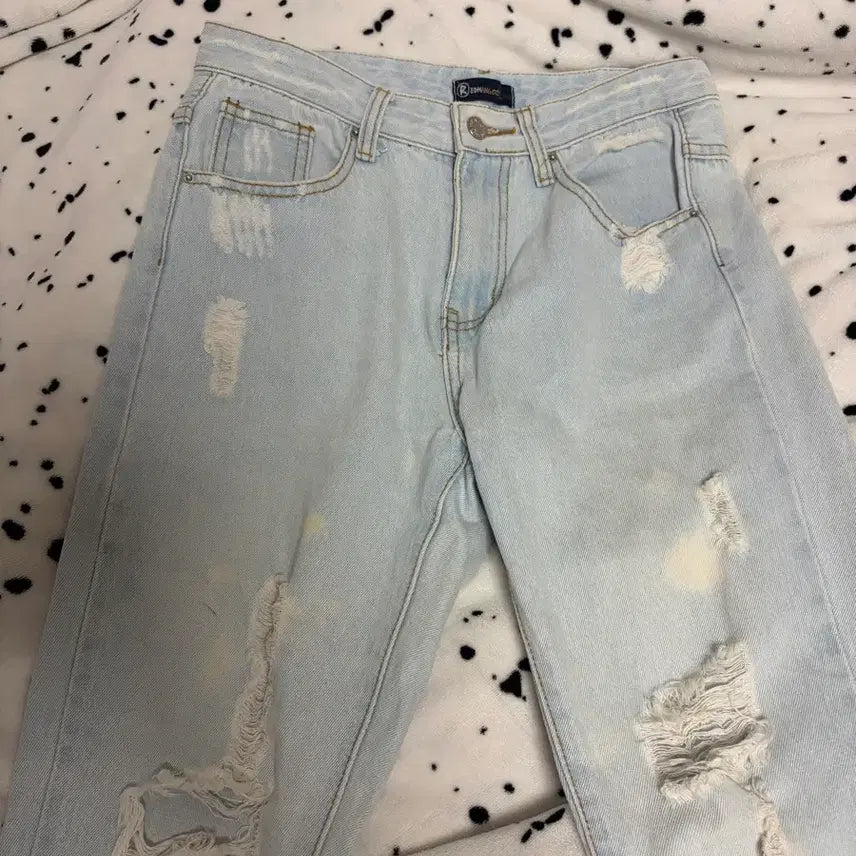 [BUNJANG] NewJeans Light Denim Y2K Skinny Jeans / 리밍 데미지 라이트 데님 청바지 y2k 스키니진 뉴진스는 새청바지