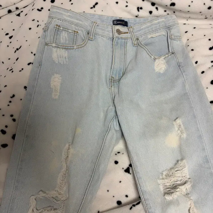 [BUNJANG] NewJeans Light Denim Y2K Skinny Jeans / 리밍 데미지 라이트 데님 청바지 y2k 스키니진 뉴진스는 새청바지
