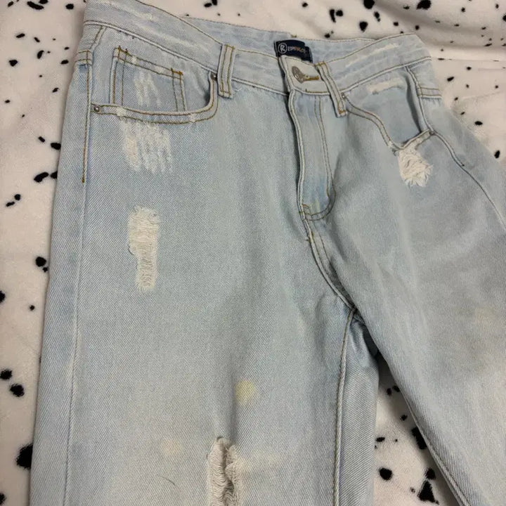 [BUNJANG] NewJeans Light Denim Y2K Skinny Jeans / 리밍 데미지 라이트 데님 청바지 y2k 스키니진 뉴진스는 새청바지