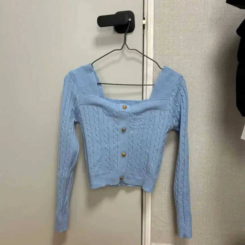 [BUNJANG] Square Neck Sky Blue Knit Sweater / [새상품] 스퀘어넥 소라색 니트