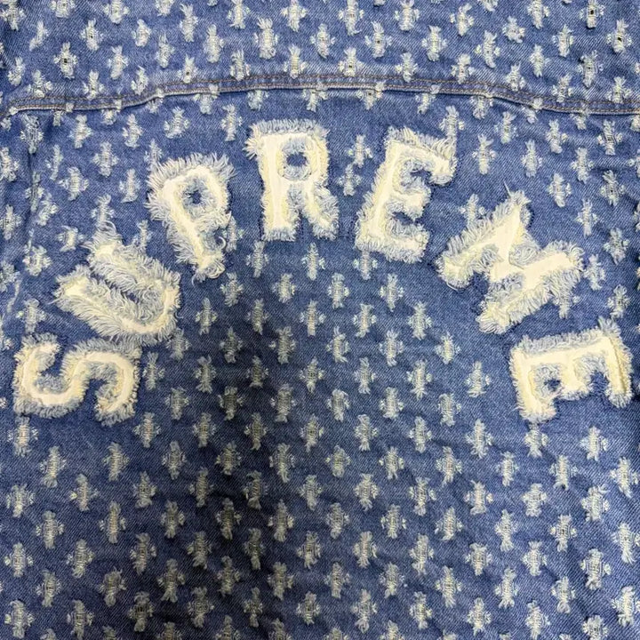 [BUNJANG] Supreme Hole Punch Denim Trucker / [M]슈프림 홀 펀치 데님 트러커